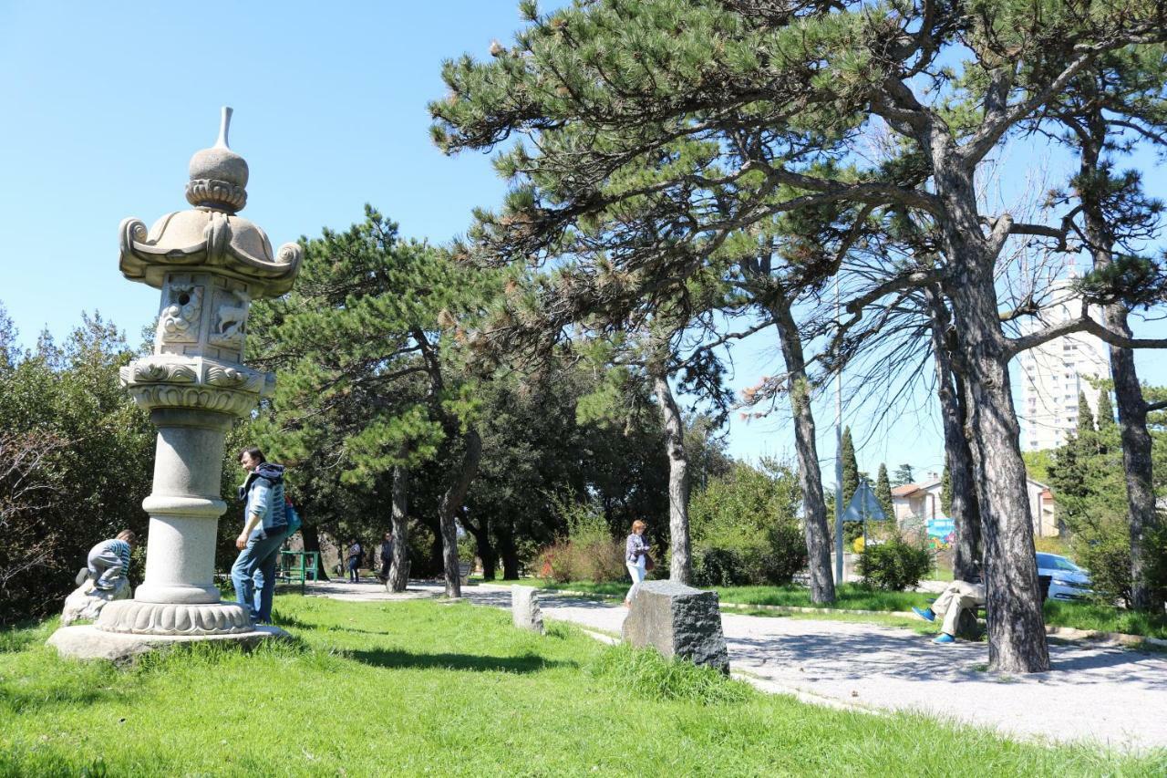 Volcano Rijeka Exterior foto