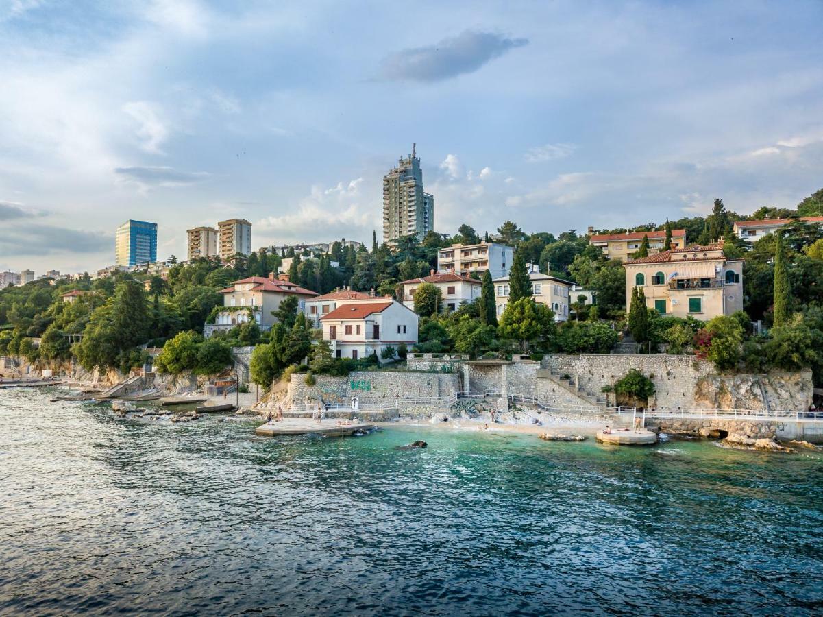 Volcano Rijeka Exterior foto